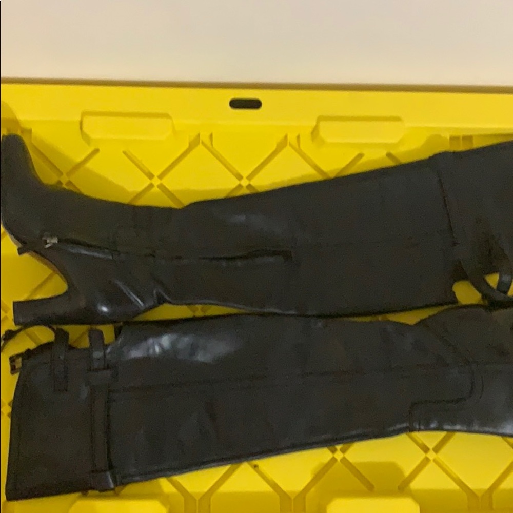 SAM EDLEMAN knee high leather boots